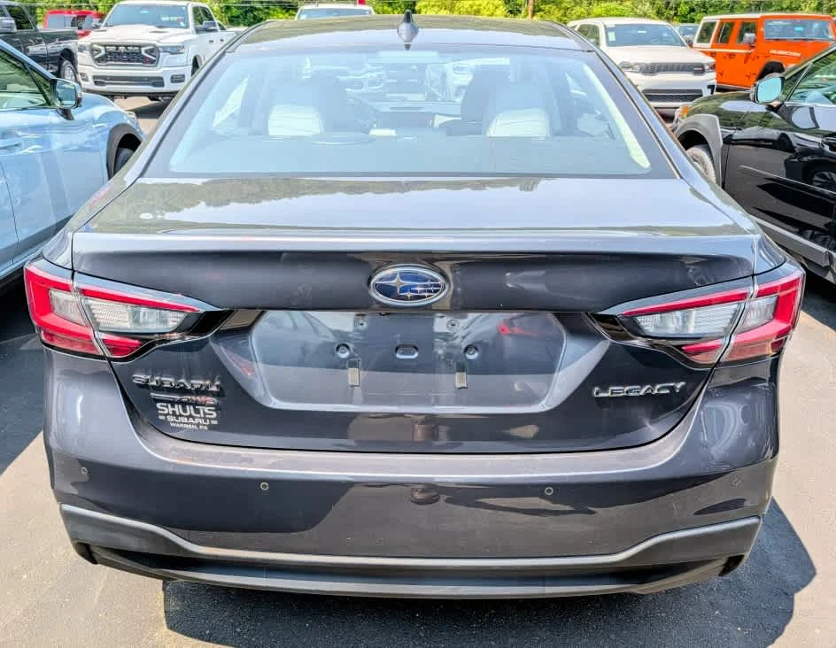 Used 2024 Magnetite Gray Metallic Subaru Limited image 5