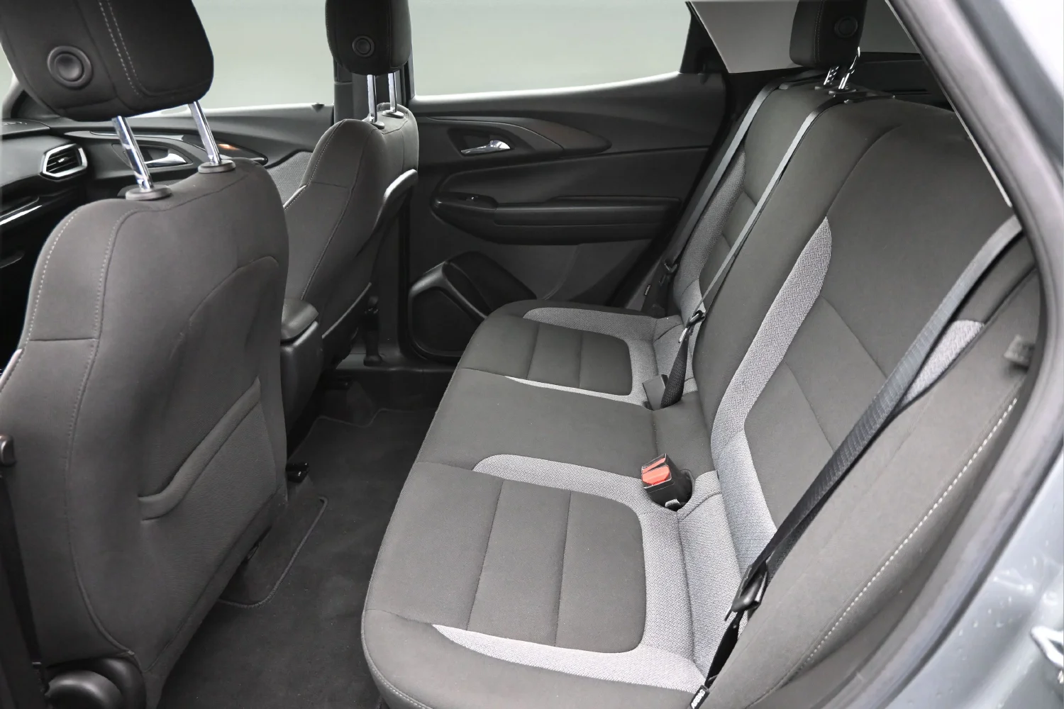 Used 2023 Gray Chevrolet LS image 16
