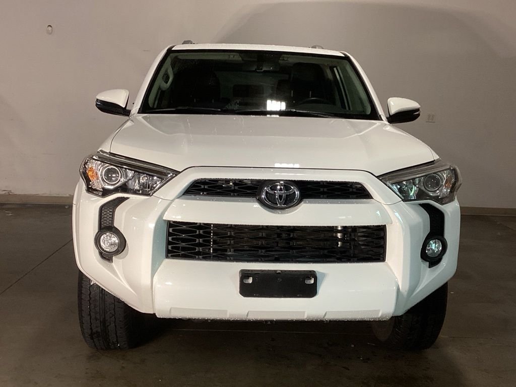 Used 2018 White Toyota SR5 Premium image 20