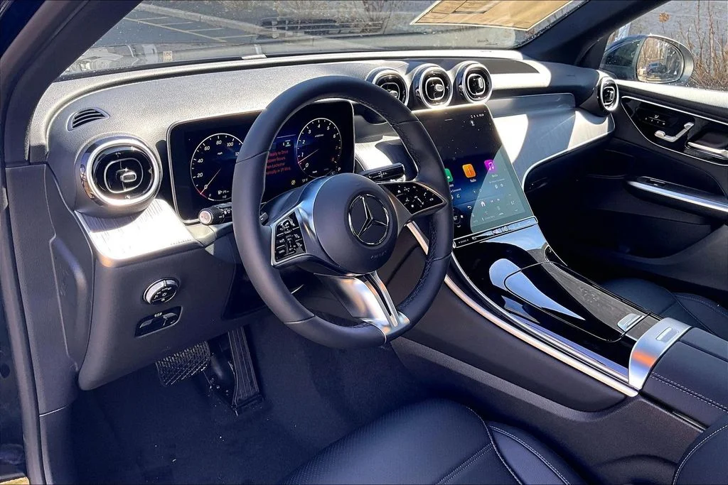 New 2026 Black Mercedes-Benz GLC 300 image 6