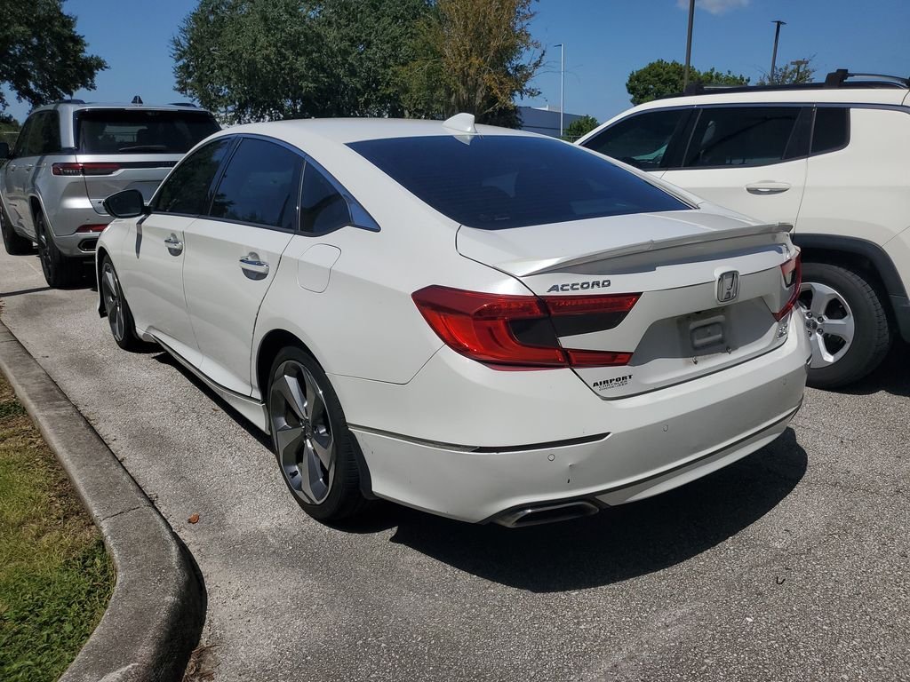 Used 2019 White Honda Touring 2.0T image 3