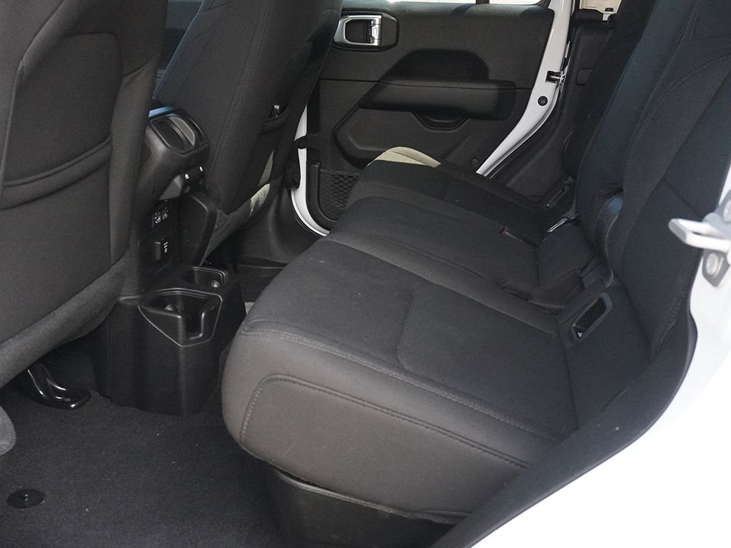 Used 2023 White Jeep Overland image 24
