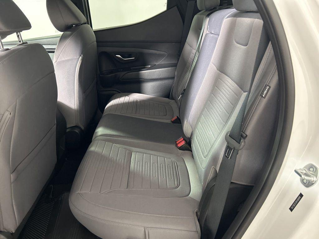 Used 2024 White Hyundai SEL image 16