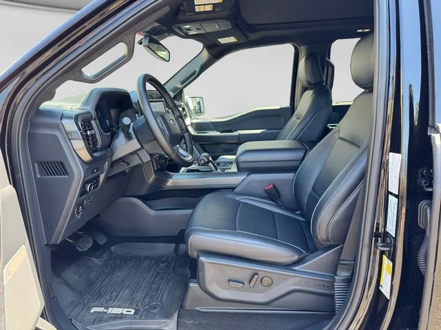 Used 2025 Agate Black Metallic Ford Lariat image 10