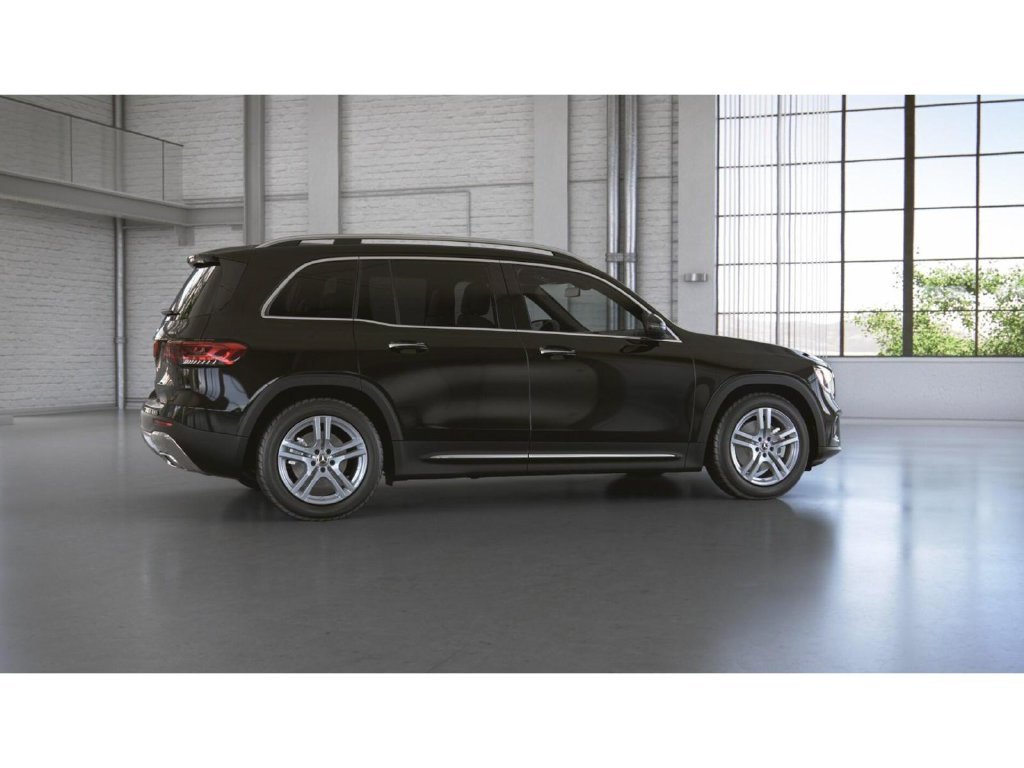 Certified Used 2023 Night Black Mercedes-Benz GLB 250 4MATIC® image 19