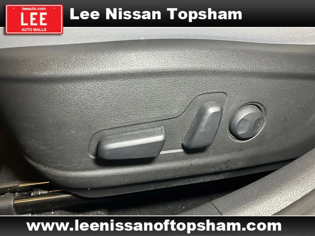 Used 2023 Abyss Black Pearl Hyundai SEL image 23