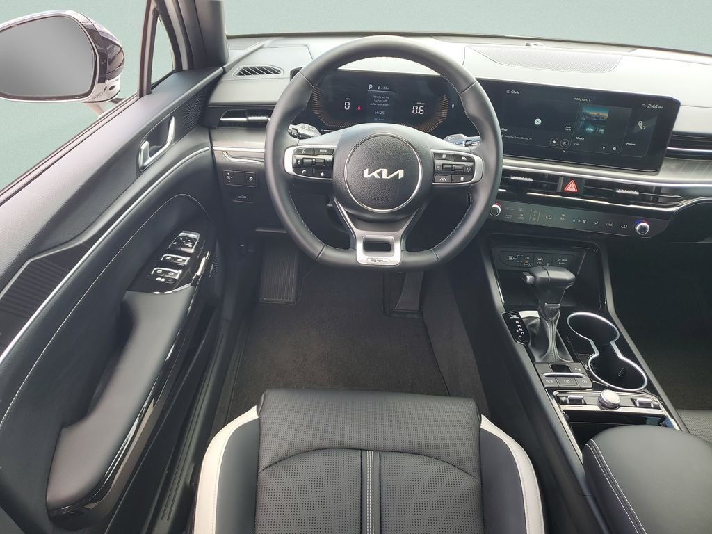 Certified Used 2026 White Kia GT-Line image 12