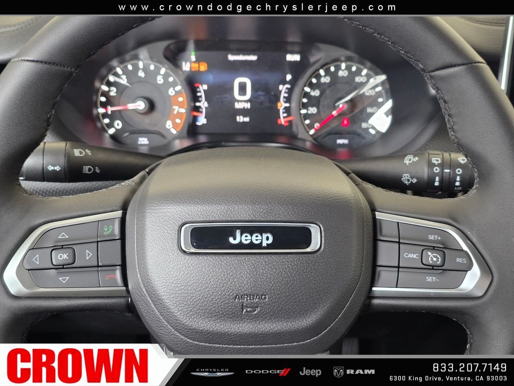 New 2026 Fathom Blue Pearl-Coat Exterior Paint Jeep Latitude image 21