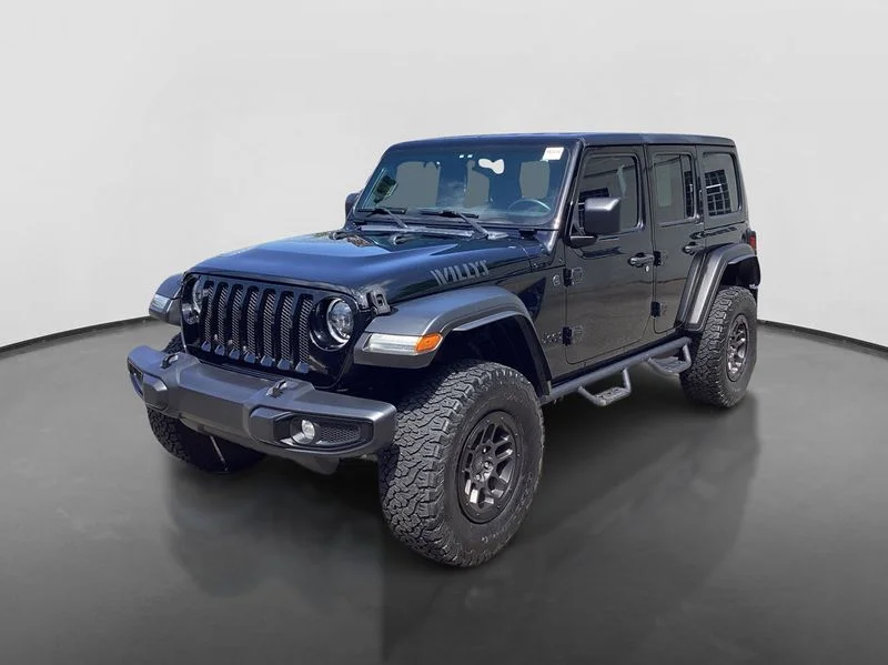 Used 2023 Black Jeep Sport S image 2