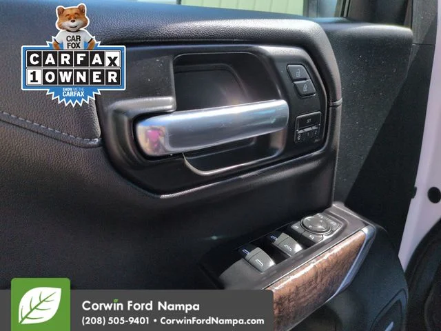 Used 2019 White GMC Denali image 11
