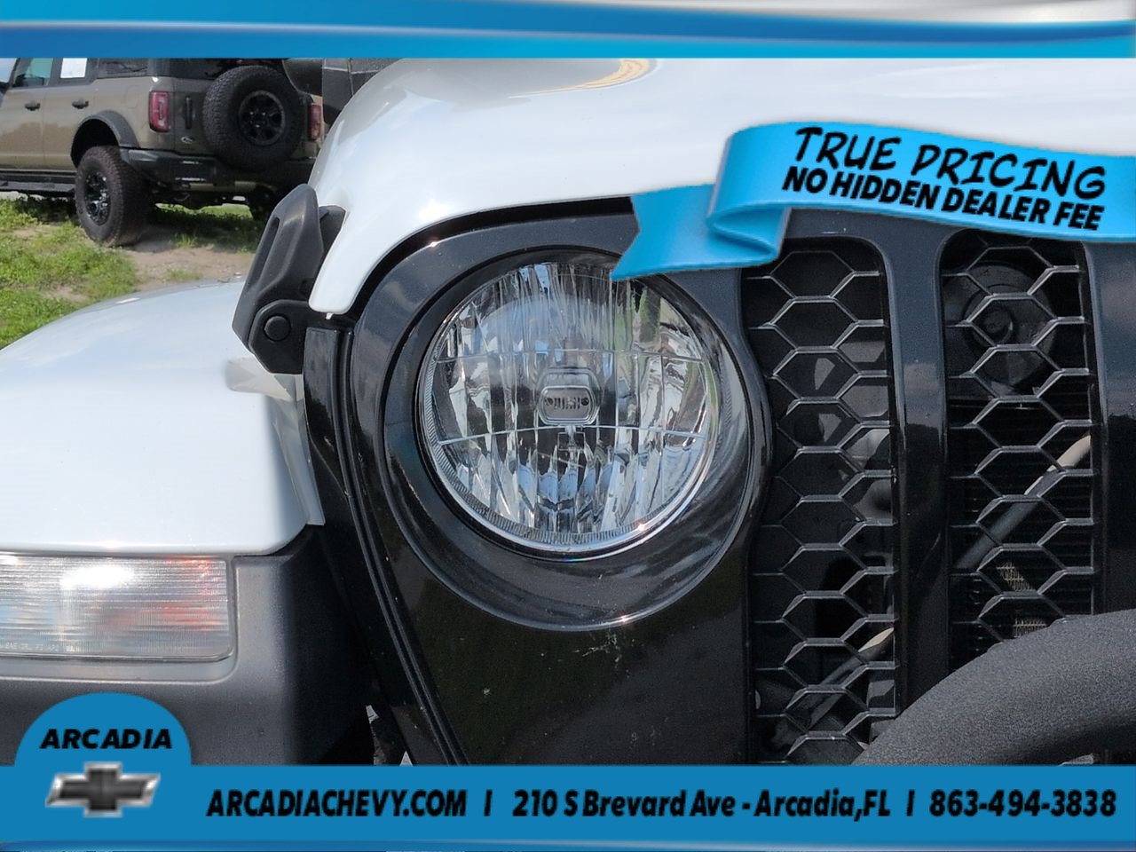 Used 2022 Bright White Clearcoat Jeep Willys image 10