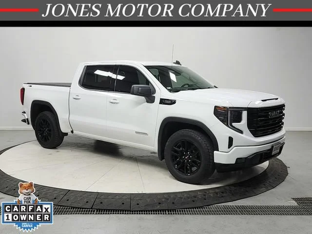 Used 2024 Summit White GMC Elevation image 1
