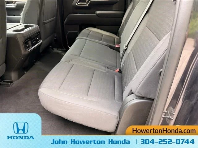 Used 2022  Chevrolet RST image 14