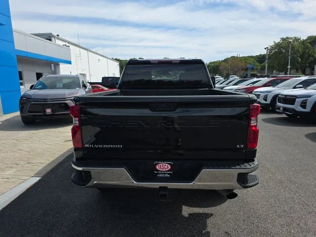 Used 2025 Black Chevrolet LT image 3