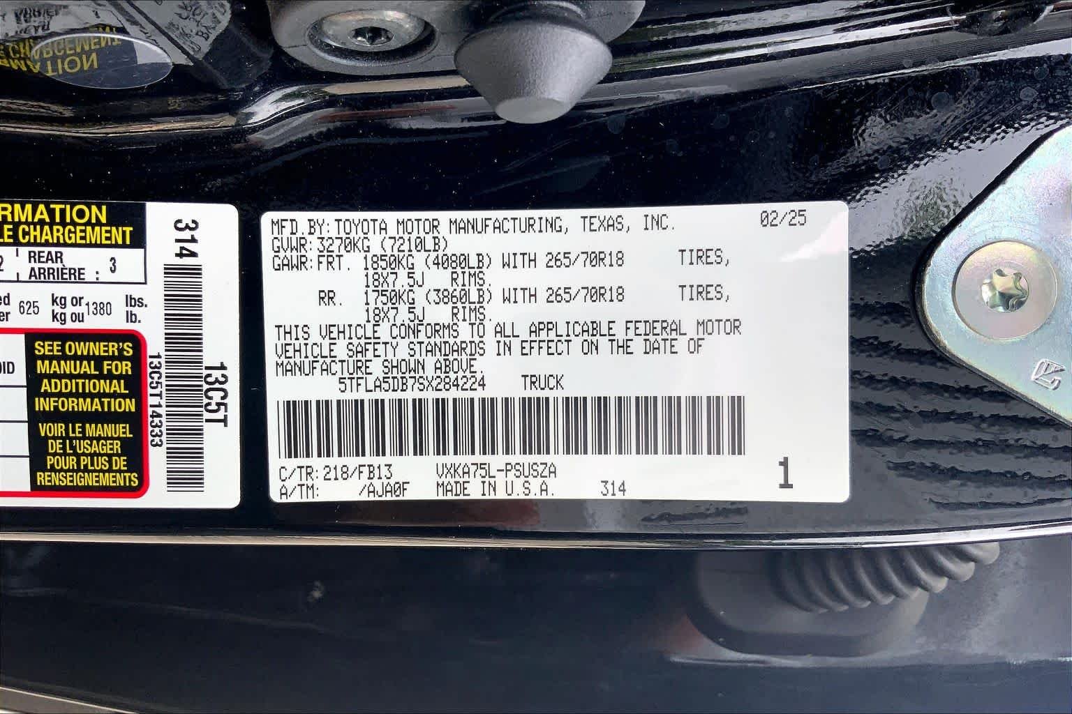 Used 2025 Midnight Black Metallic Toyota SR5 image 33