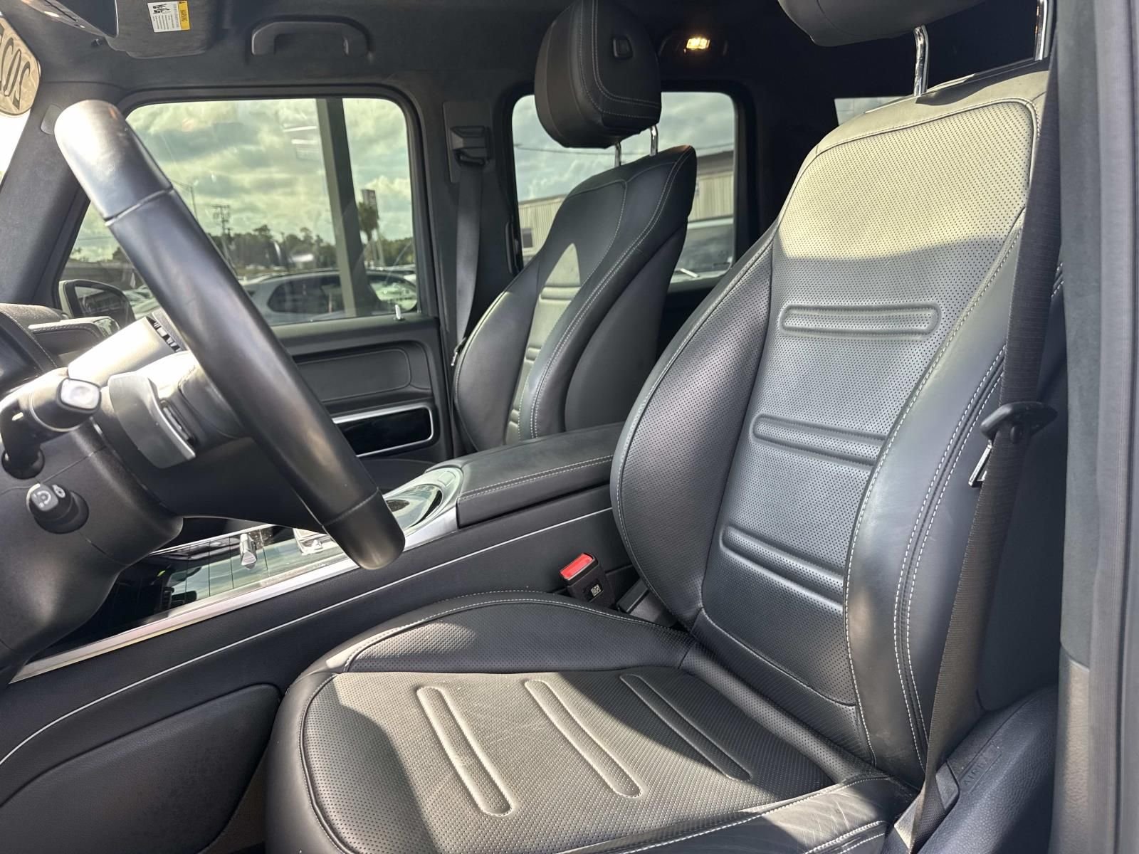 Certified Used 2025  Mercedes-Benz G 550 image 17