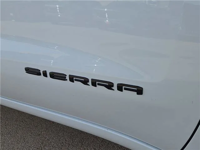 New 2026 Glacier White Tricoat GMC SLT image 8