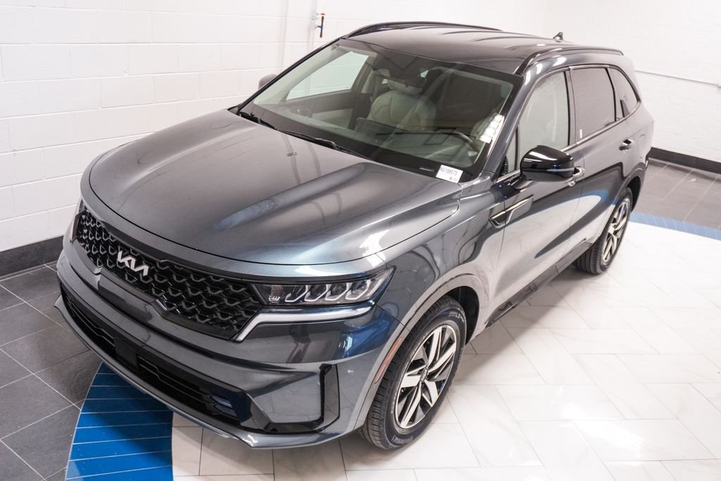 Used 2022 Gray Kia EX image 42