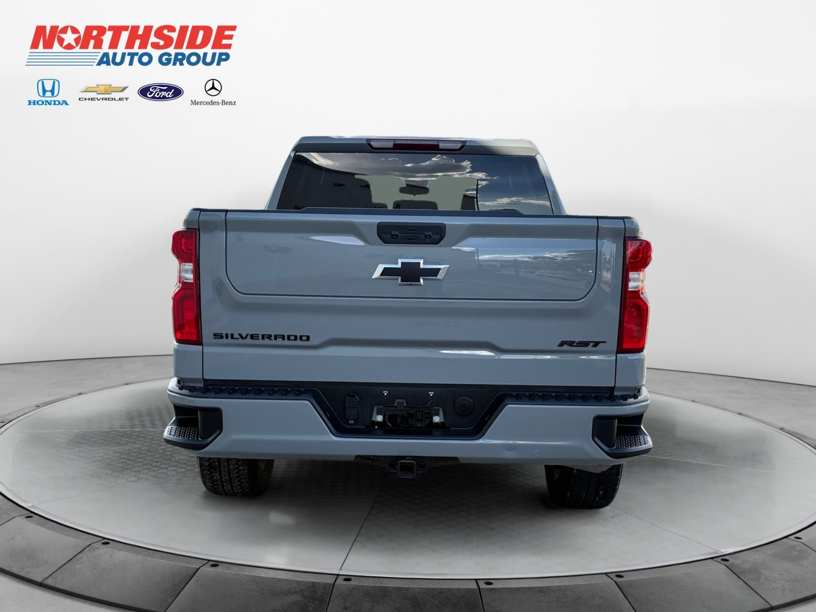 Used 2025 Gray Chevrolet RST image 6