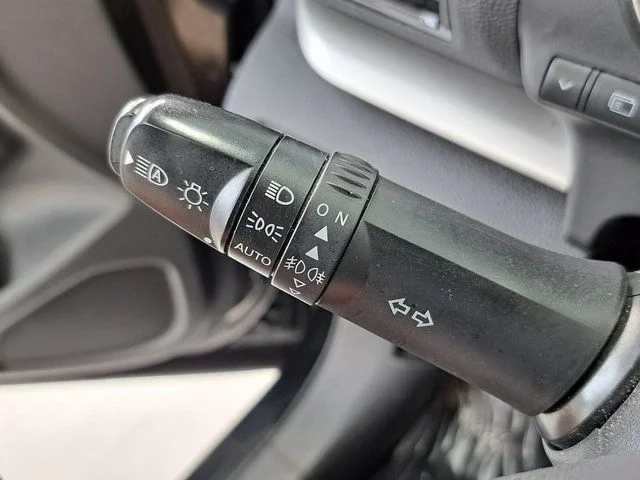 Used 2024 Black Mitsubishi SE image 12
