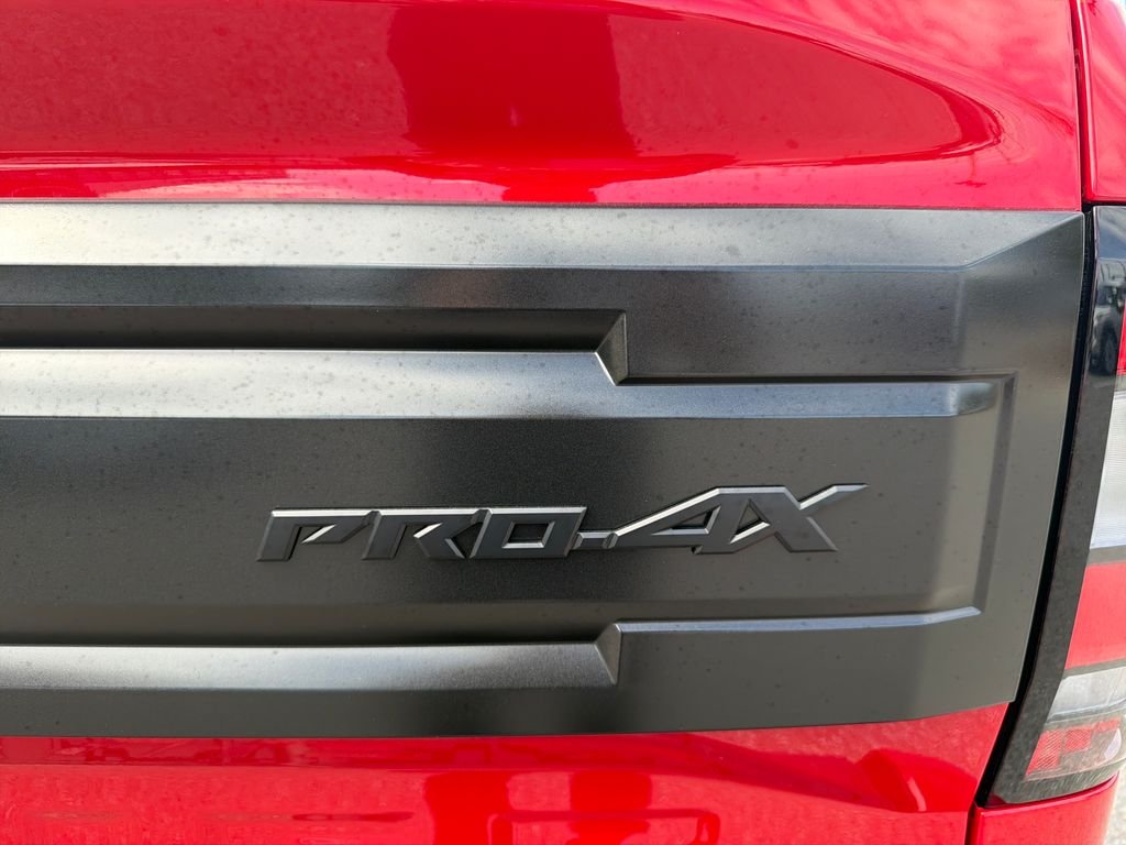 New 2026 Nissan Frontier PRO-4X 4D Crew Cab