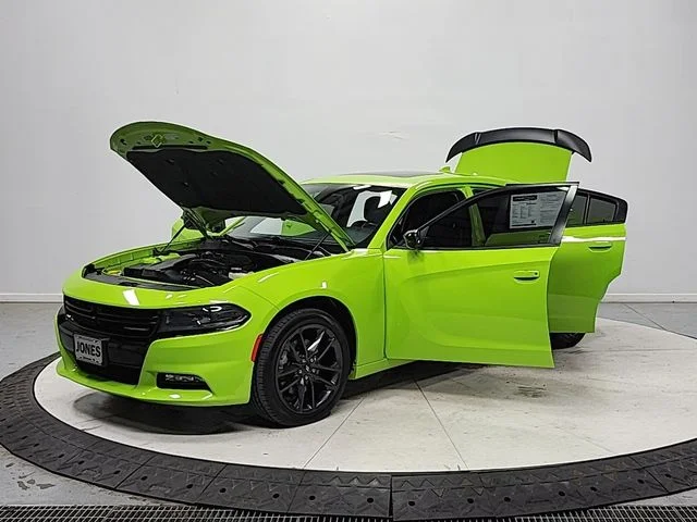 Used 2023 Green Dodge SXT image 11