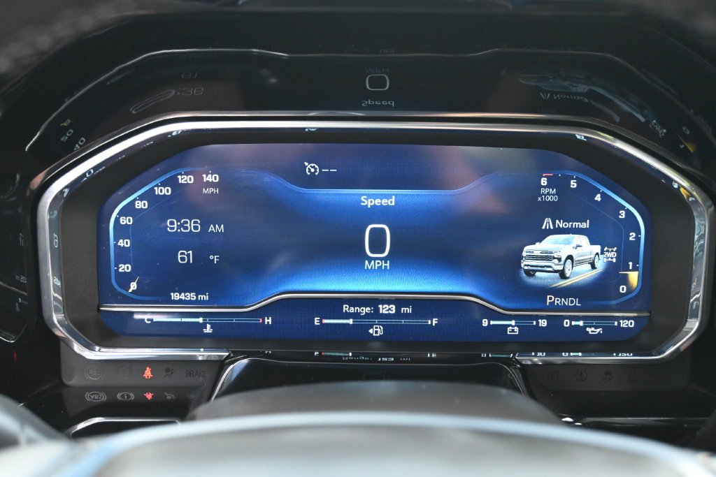 Used 2025 Cypress Chevrolet LT image 32