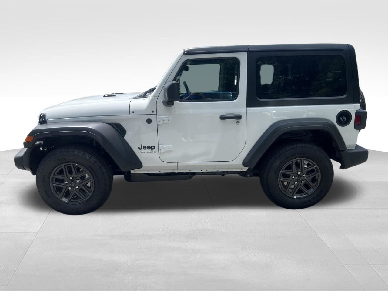 New 2026 Bright White Clear-Coat Exterior Paint Jeep Sport S image 2