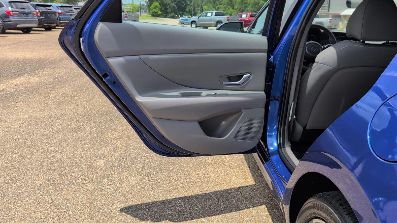 Used 2025 Intense Blue Hyundai SEL Convenience image 14