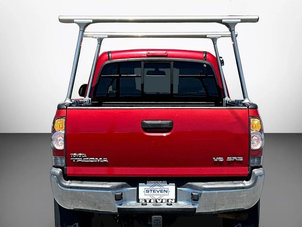 Used 2013 Red Toyota Base image 5