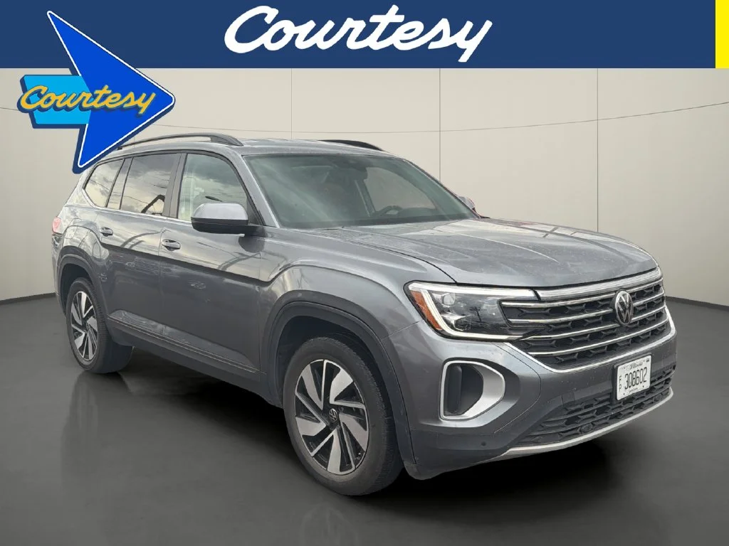 Used 2025 Gray Volkswagen 2.0T SE w/Technology image 1