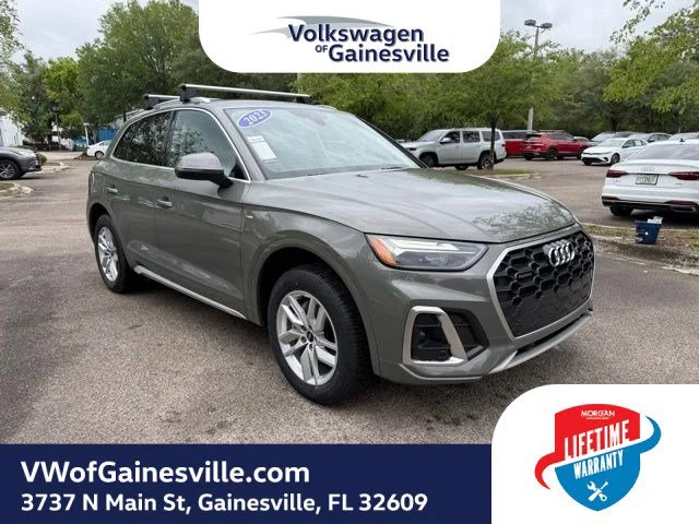 2023 Audi Q5 45 Premium's photo