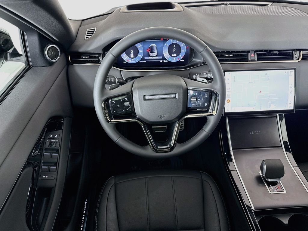New 2026 Fuji White Land Rover Hoxton Edition image 11