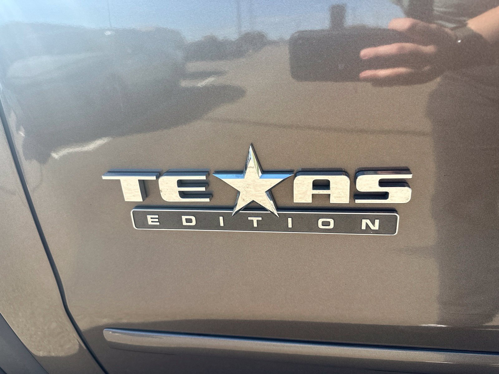 Used 2014 Brown GMC SLE image 13