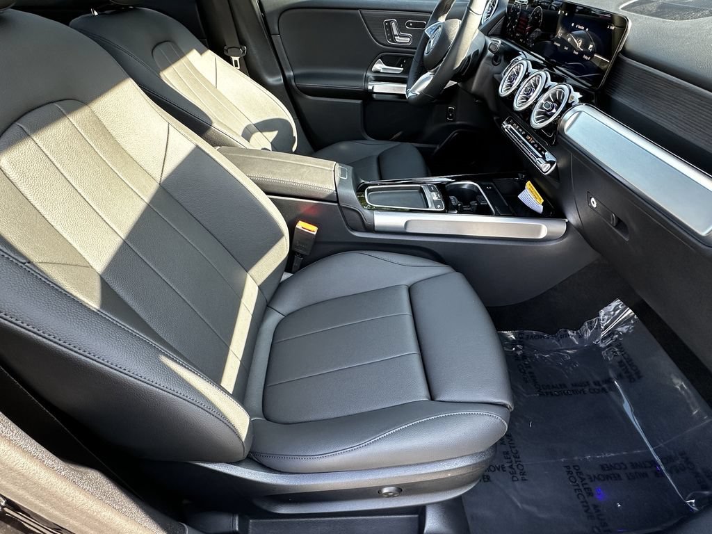 New 2026 Night Black Mercedes-Benz GLB 250 image 52
