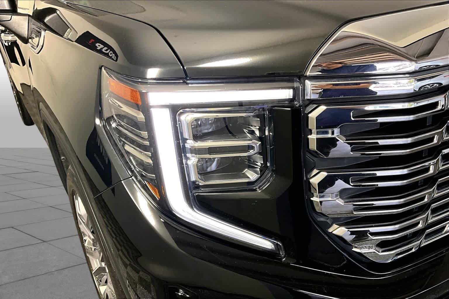 Used 2024 Onyx Black GMC Denali image 26