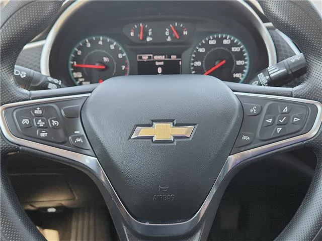 Used 2025 Gray Chevrolet 1LT image 19