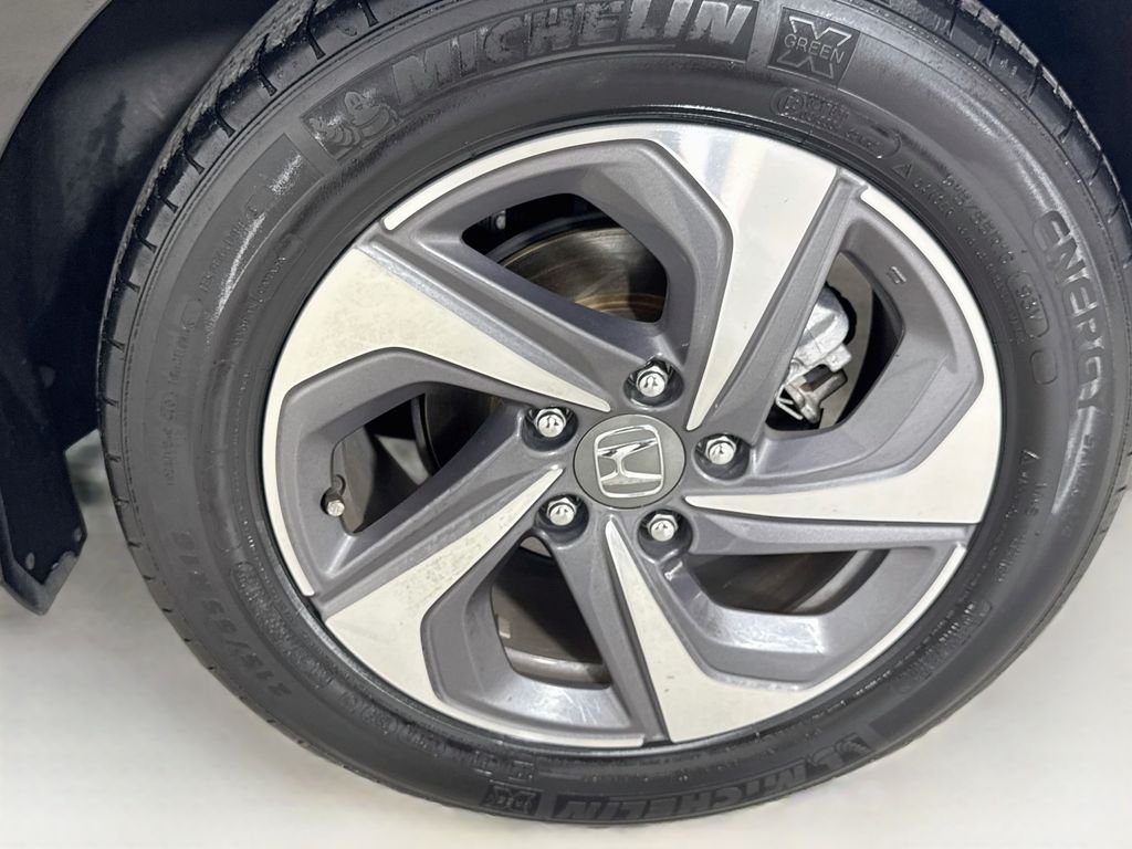 Used 2019 Crystal Black Pearl Honda LX image 37