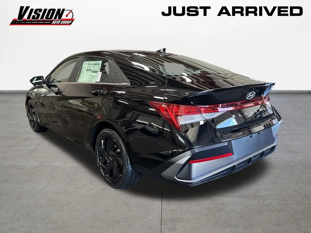 New 2026 Black Hyundai SEL Sport image 3