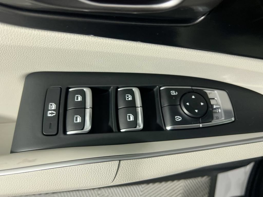 New 2026 Glacial White Pearl Kia S image 14