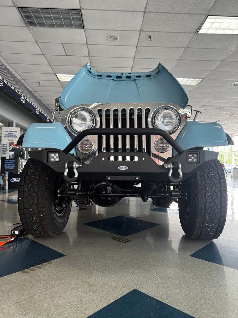 Used 1976 Blue Jeep  image 8