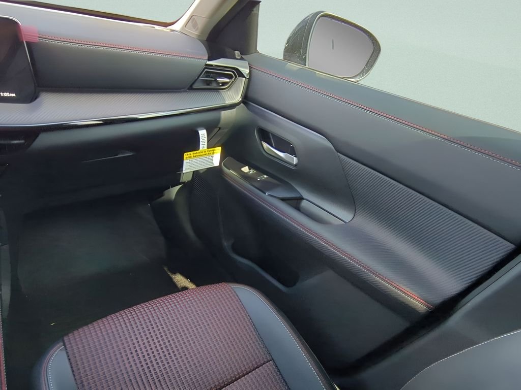 2026 Nissan KICKS SR - Photo 16