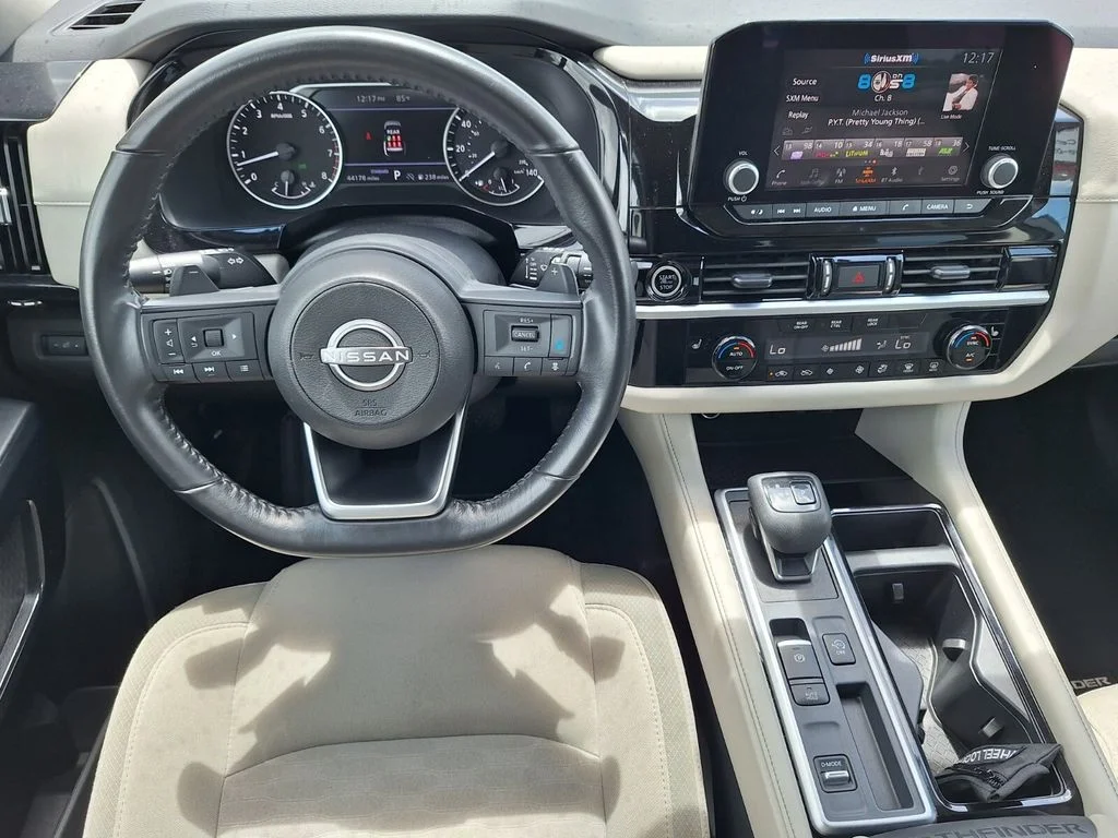 Used 2024 Gray Nissan SV image 22