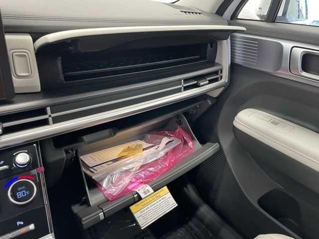 New 2026 Serenity White Hyundai SEL AWD image 27