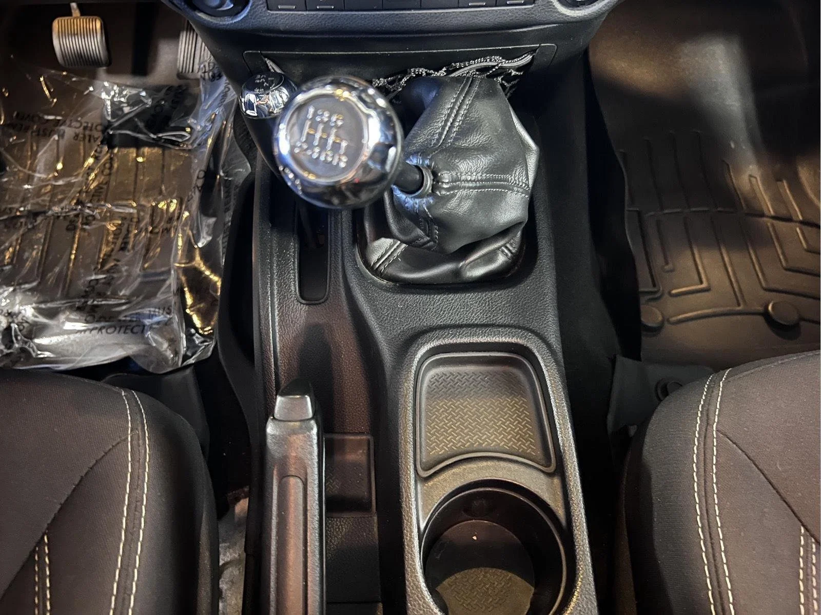 2014 Jeep Wrangler Unlimited Rubicon - Photo 32
