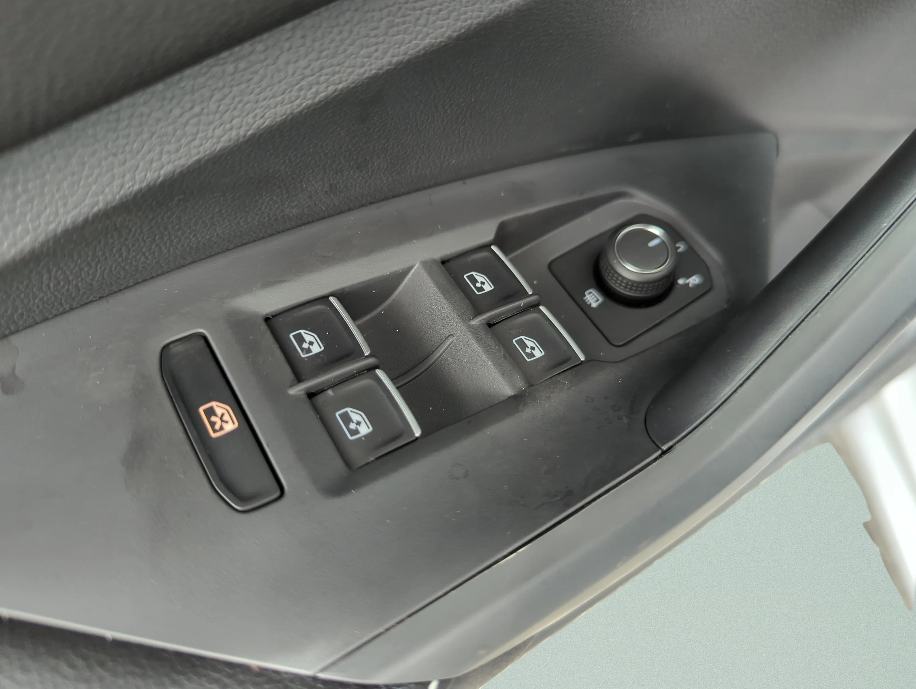 Used 2026 PYRITE SILVER M Volkswagen Sport image 34
