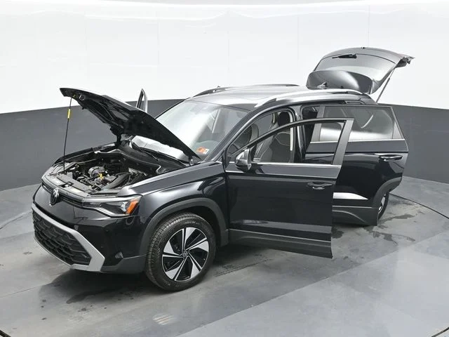 New 2026 Black Volkswagen 1.5T SE image 28