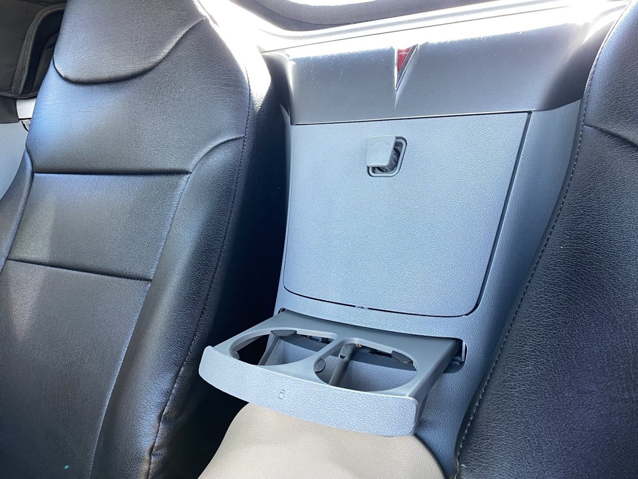 Used 2007 Sly (Shadow Gray) Pontiac Base image 13
