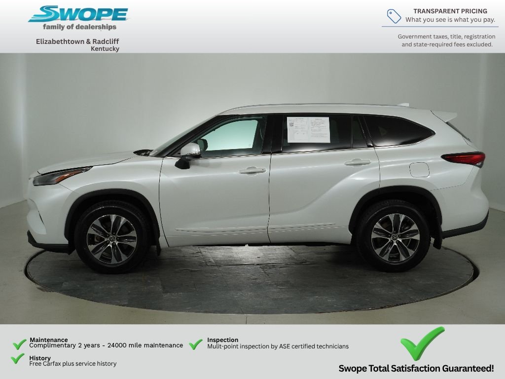 Used 2022 Wind Chill Pearl Toyota XLE image 6