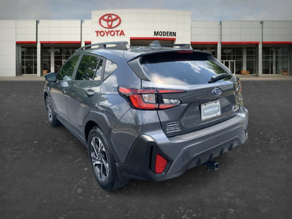 Used 2024 Magnetite Gray Metallic Subaru Premium image 6